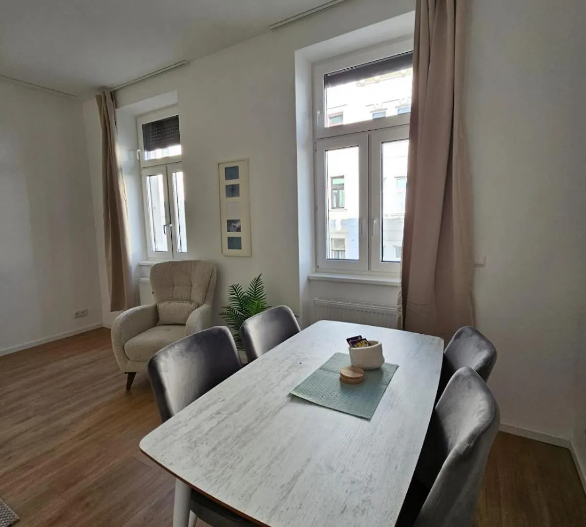 Appartement Cozy And Quit 1170 Vienne